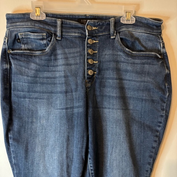 JUDY BLUE  BUTTON Fly SKINNY JEANS size18W - Picture 3 of 13